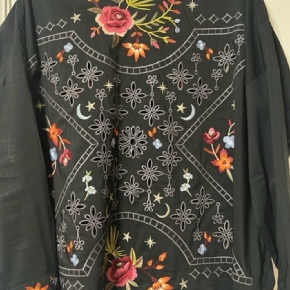 Johnny Was heavily embroidered omega shirt (oversized) NWT RARE - Picture 10 of 16